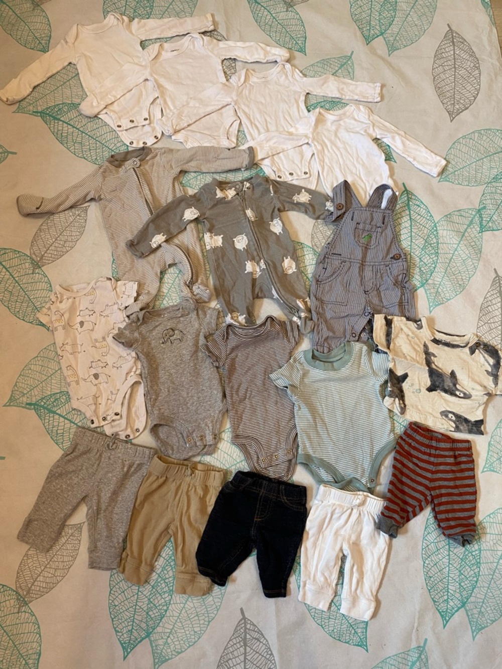17pc set Neutral Baby Essentials Mix